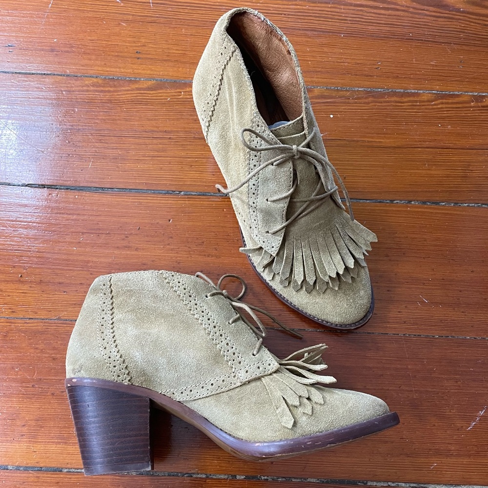 Madewell The Aberdeen Suede Fringe Tassel Boots by 1937 - Sz 9 💕🎀